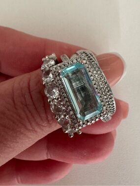 Statement Elegant Silver-tone and Blue Gemstone Size 9 Stackable Ring Set of 3